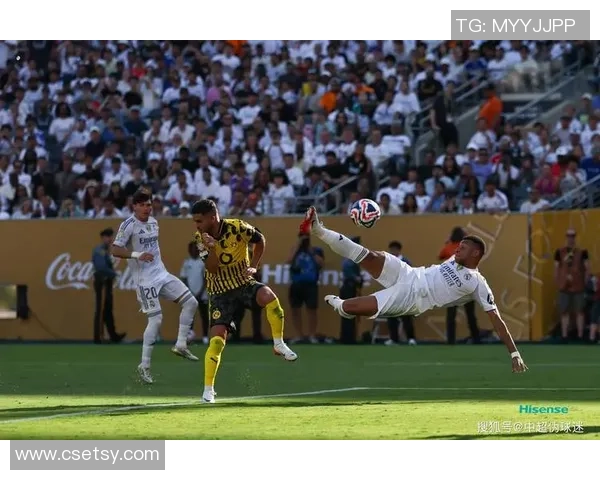 皇马与巴黎圣日耳曼友谊赛激战四三补时进球引发全场狂欢