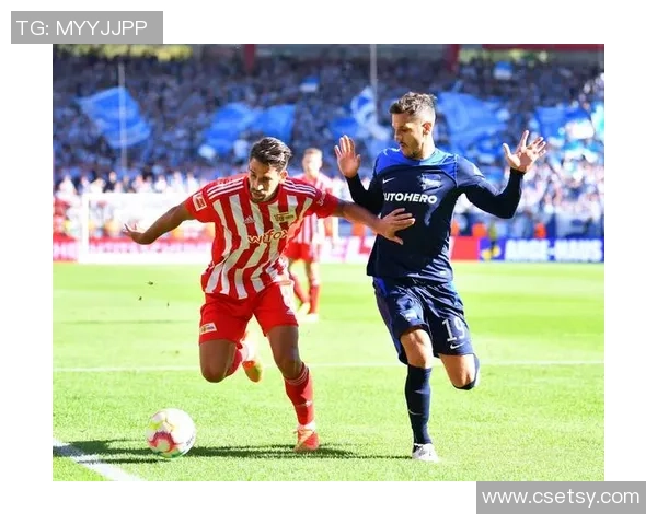 西甲激战巴黎圣日耳曼与莱比锡战平帽子戏法引发全场热潮分析战术细节